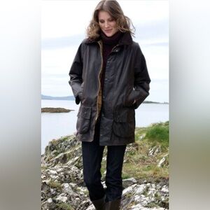 SOLD Barbour  Beaufort Men’s 34 Olive / Womens XS